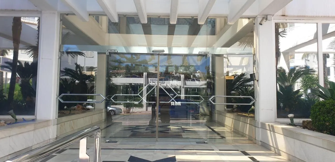 Apartment Beachfront Luxury Appartment, Playas Del Duque, Puerto Banus, Marbella