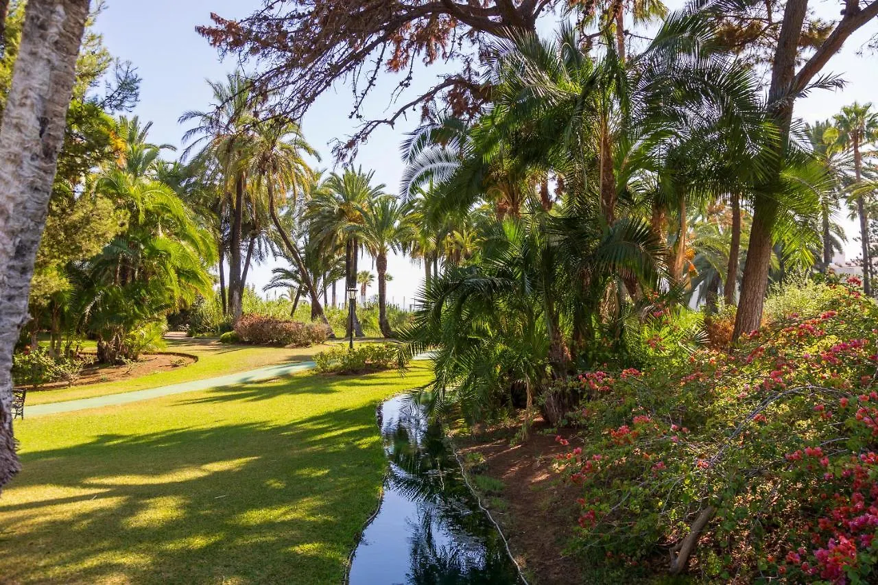 Apartment Beachfront Luxury Appartment, Playas Del Duque, Puerto Banus, Marbella
