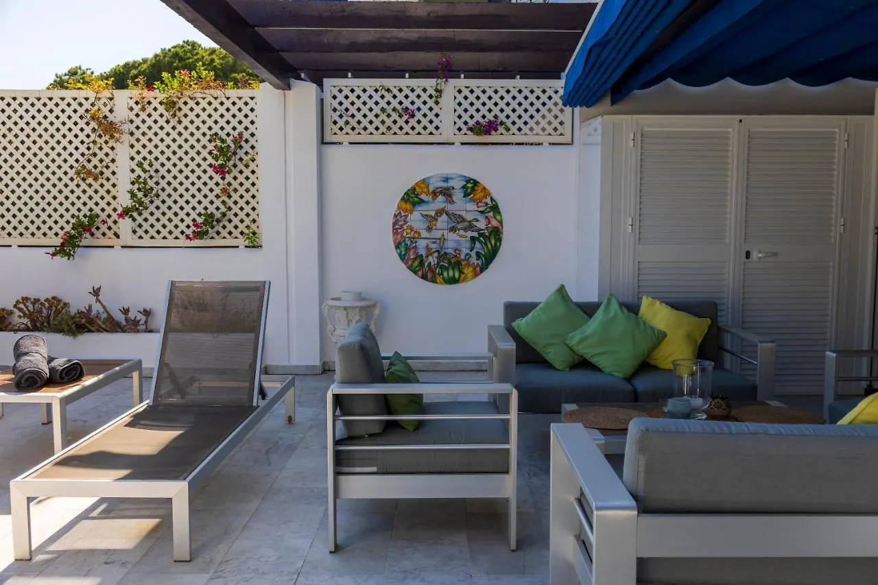 Beachfront Luxury Appartment, Playas Del Duque, Puerto Banus, Marbella